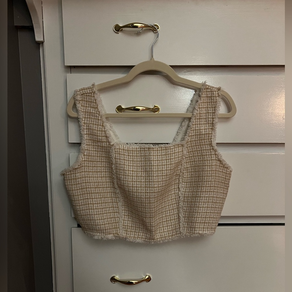 Cropped Plaid Print Raw Trimmed Top